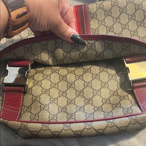 Gucci Beige and Burgundy Crossbody Bag with COA - Picture 3 of 16
